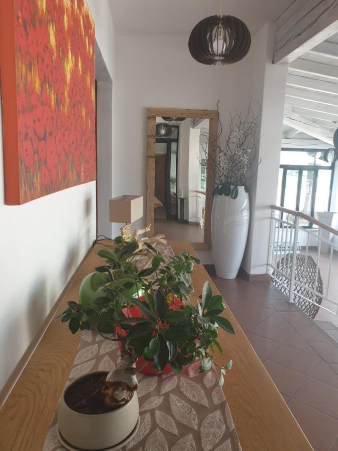 Hotel La Favorita Peschiera del Garda Luaran gambar