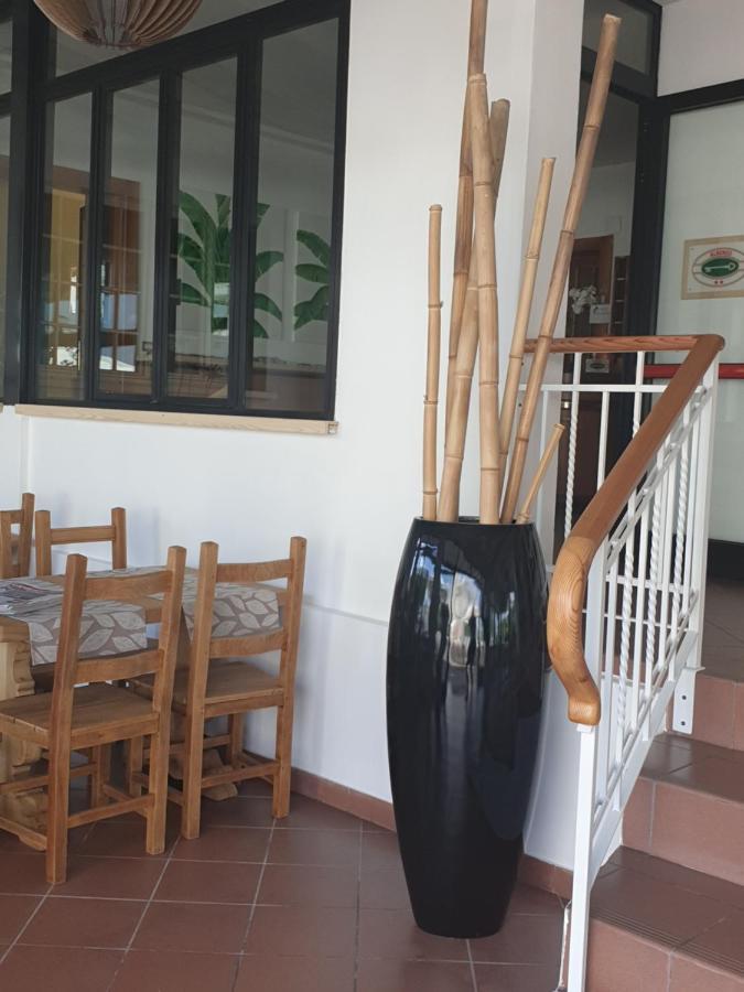 Hotel La Favorita Peschiera del Garda Luaran gambar